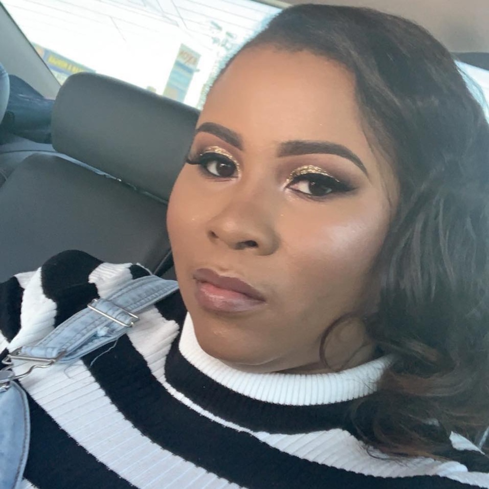 Meet your Posher, Courtney n